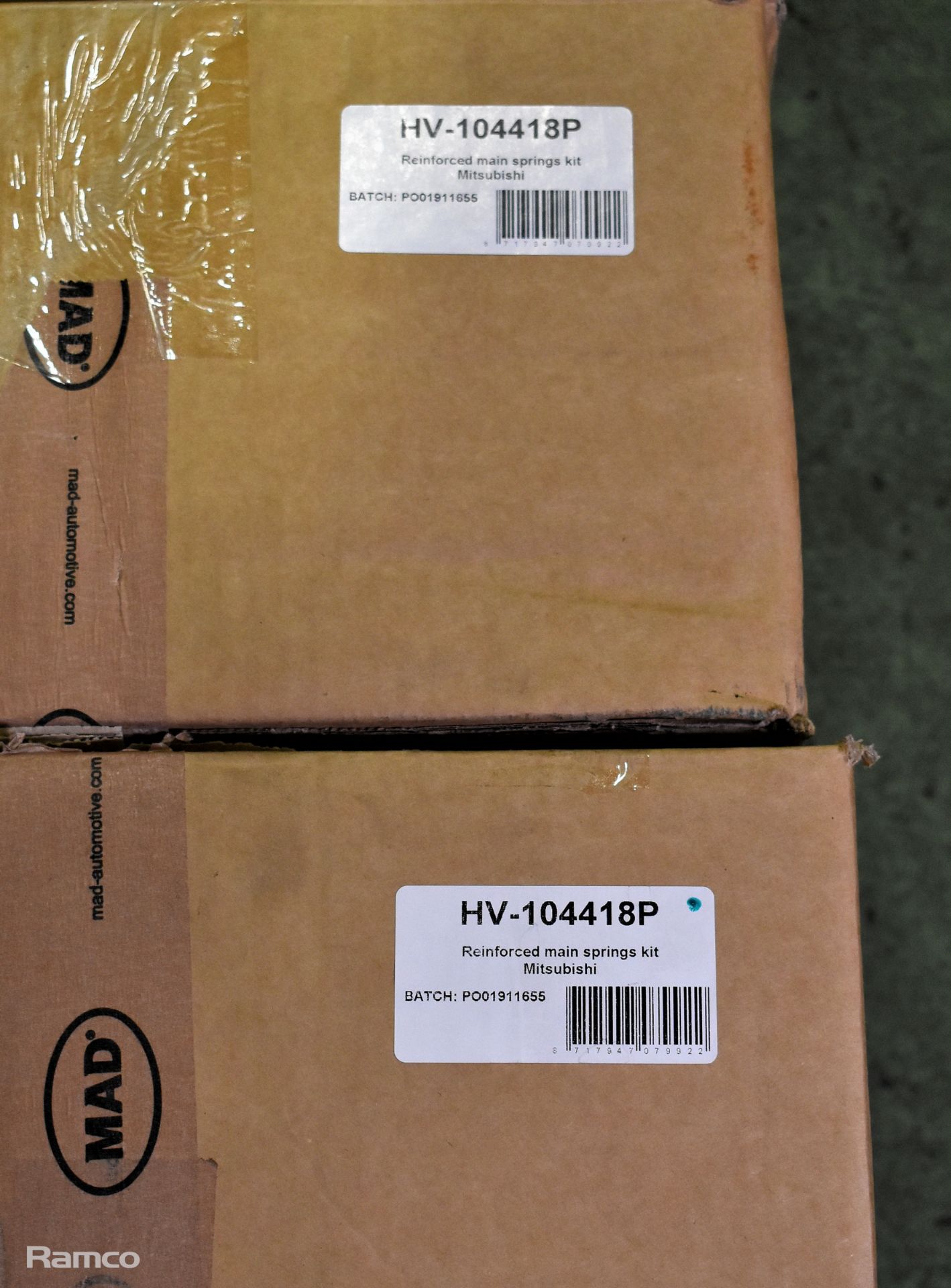 2x boxes of MAD Suspension Systems HV-104418P Mitsubishi Shogun Sport reinforced rear springs - Image 2 of 2