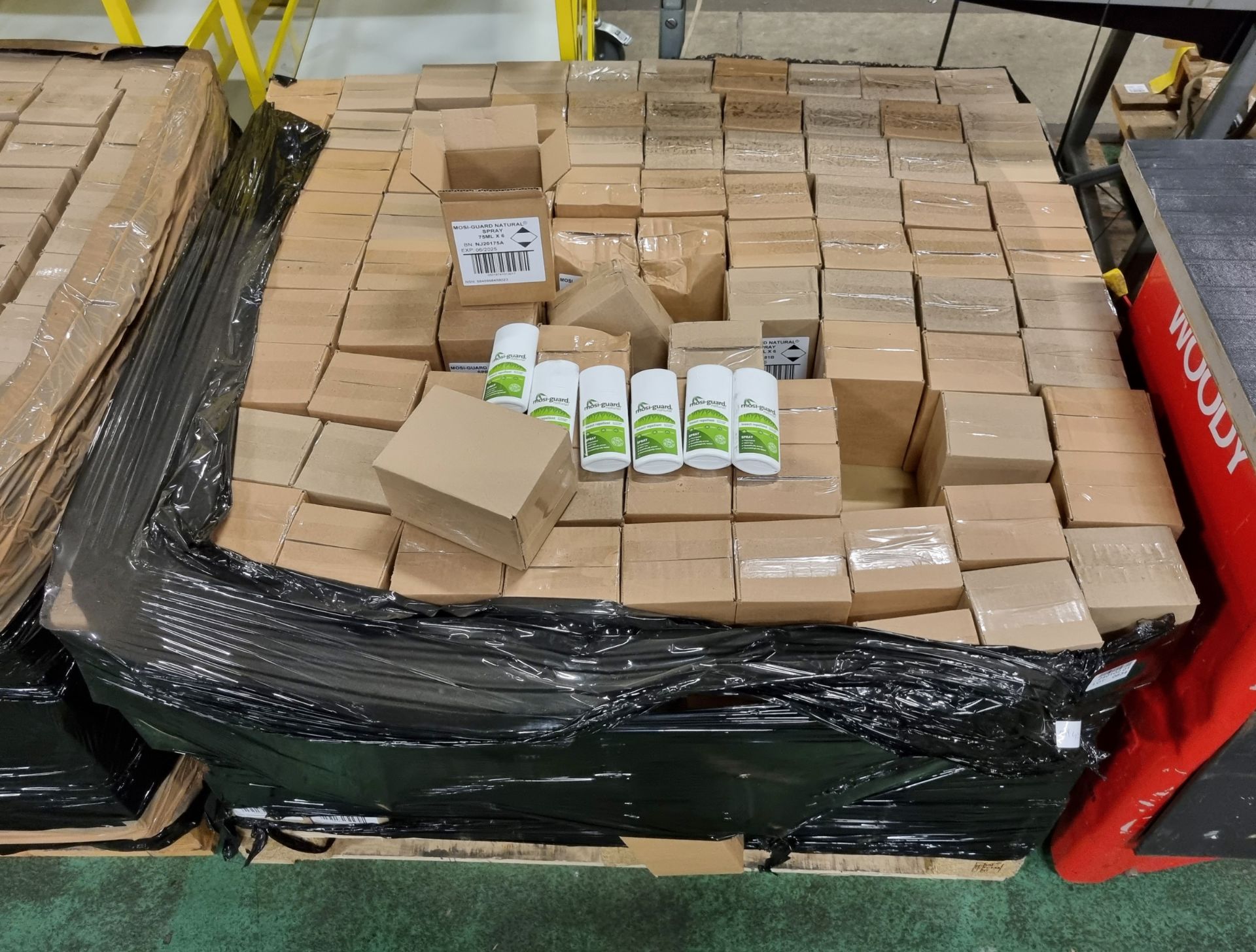 400x boxes of Mosi-Guard Natural Spray - 6x 75ml per box - Bild 2 aus 5