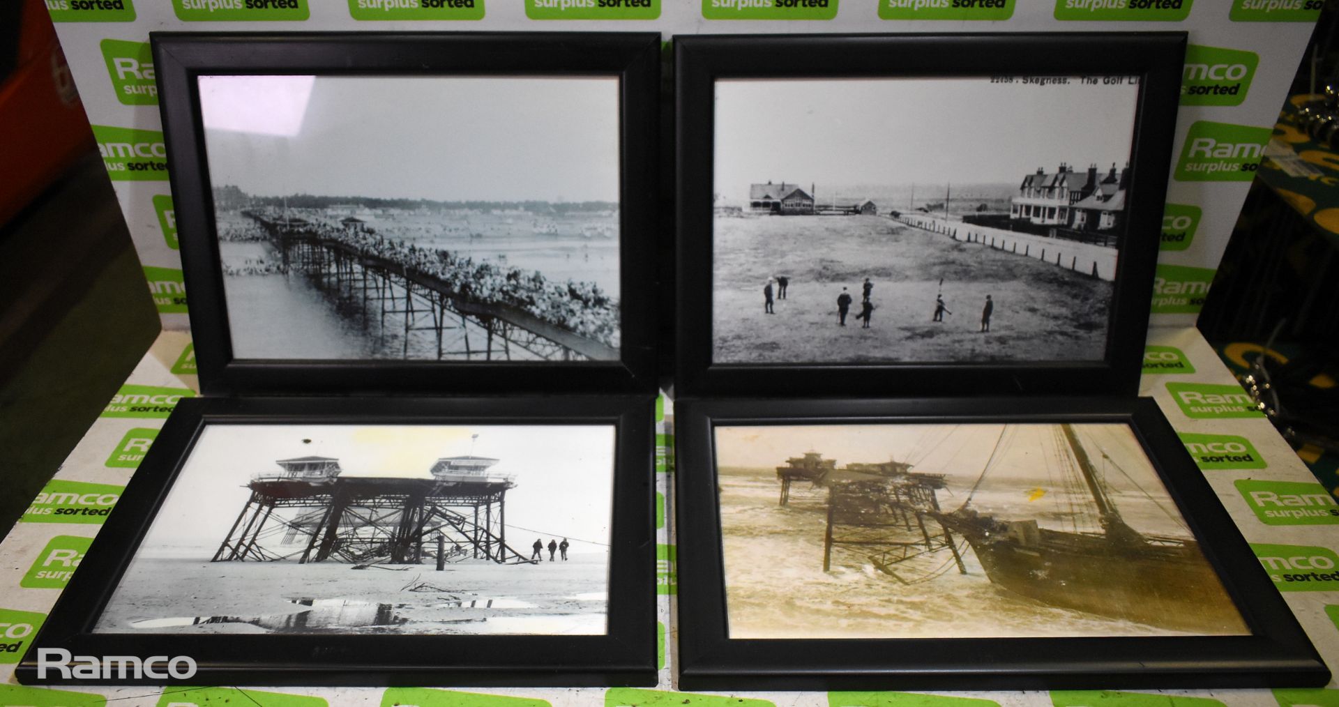 4x Skegness memorabilia photos - Skegness Pier - frame size: 13.5 x 10 inches