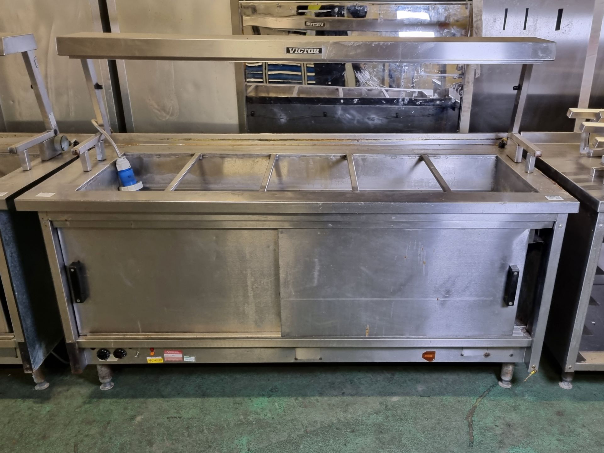 Victor bain-marie and hot cupboard unit - W 1900 x D 800 x H 1380mm