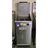 Pitco 35C+ stainless steel single tank gas fryer - W 400 x D 800 x H 1170mm