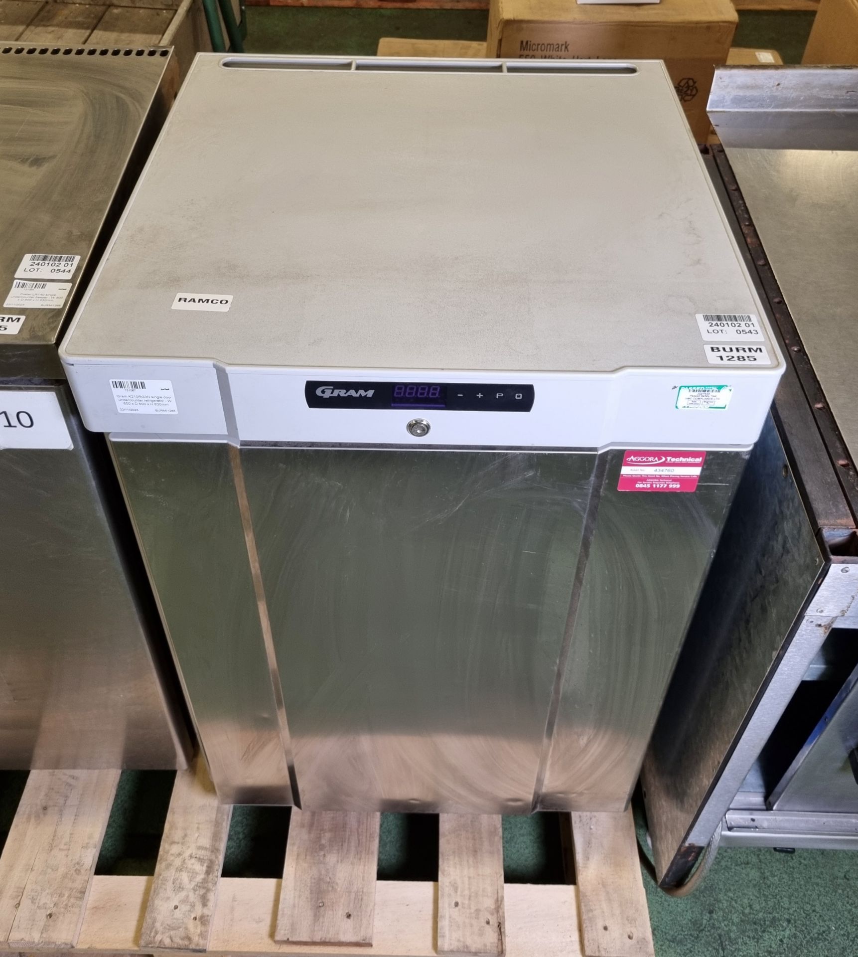 Gram K210RG3N single door undercounter refrigerator - W 600 x D 600 x H 830mm - Image 2 of 4