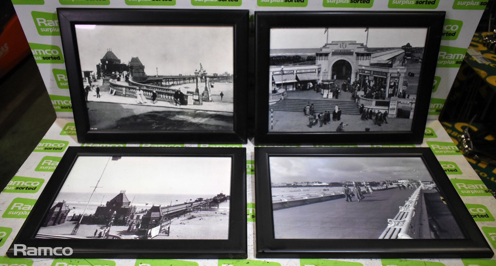 4x Skegness memorabilia photos - Skegness Pier - frame size: 13.5 x 10 inches