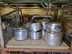Catering equipment - saucepans - medium and large sizes