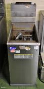 Pitco 35C+ stainless steel single tank gas fryer - W 400 x D 800 x H 1170mm