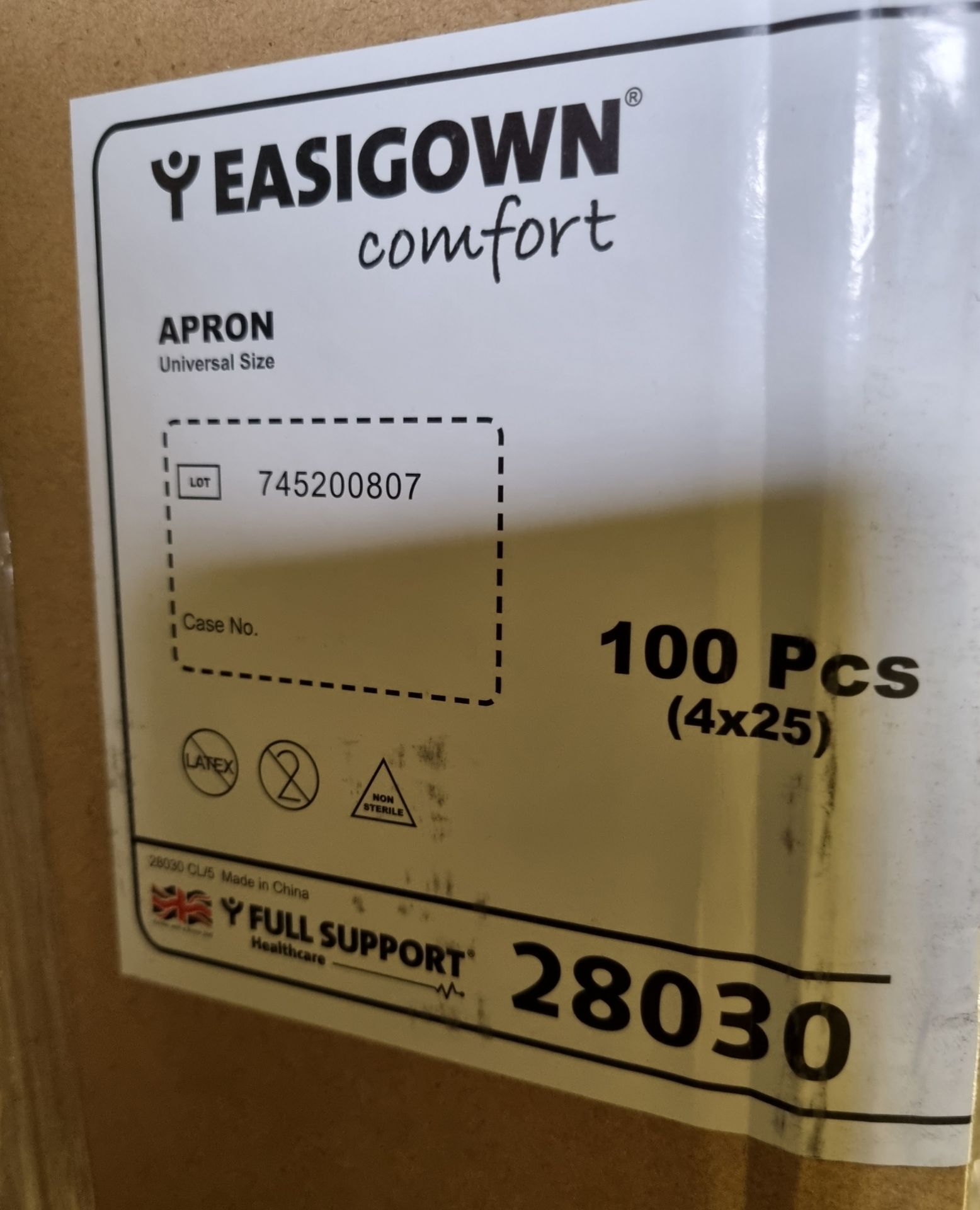 33x boxes of Easi Gown 28030 Comfort Aprons - thumb looped aprons for full body and arm protection - Image 2 of 4