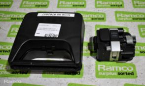 Fitel S326 optical fibre cleaver in hard plastic storage case