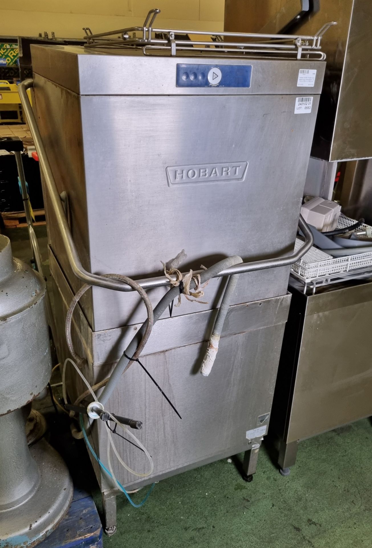 Hobart AMXS-16 st/st hood passthrough dishwasher - W 700 x D 820 x H 1530mm - Bild 2 aus 5