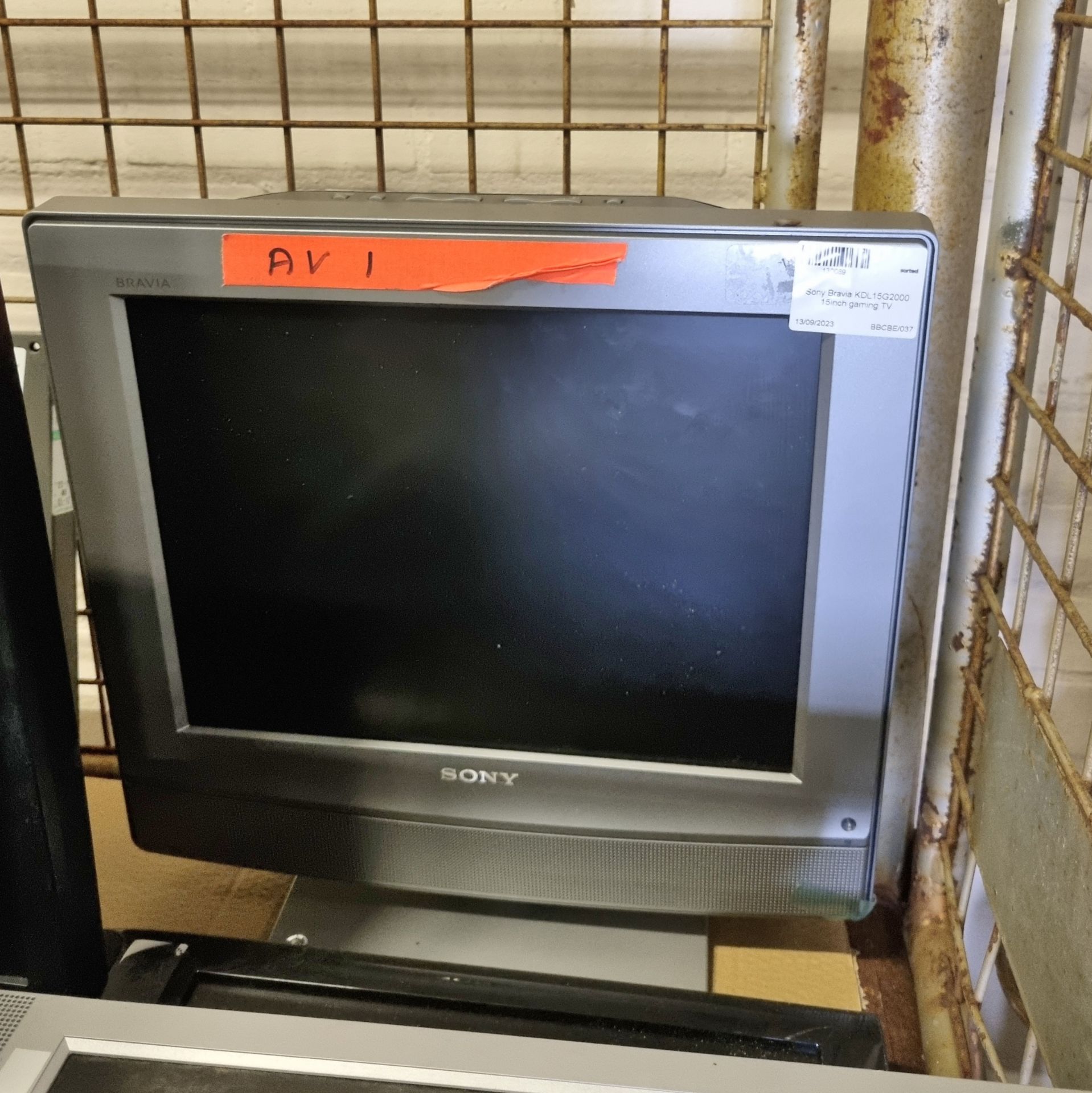 Various TVs & monitors - full details in the description - Image 4 of 5