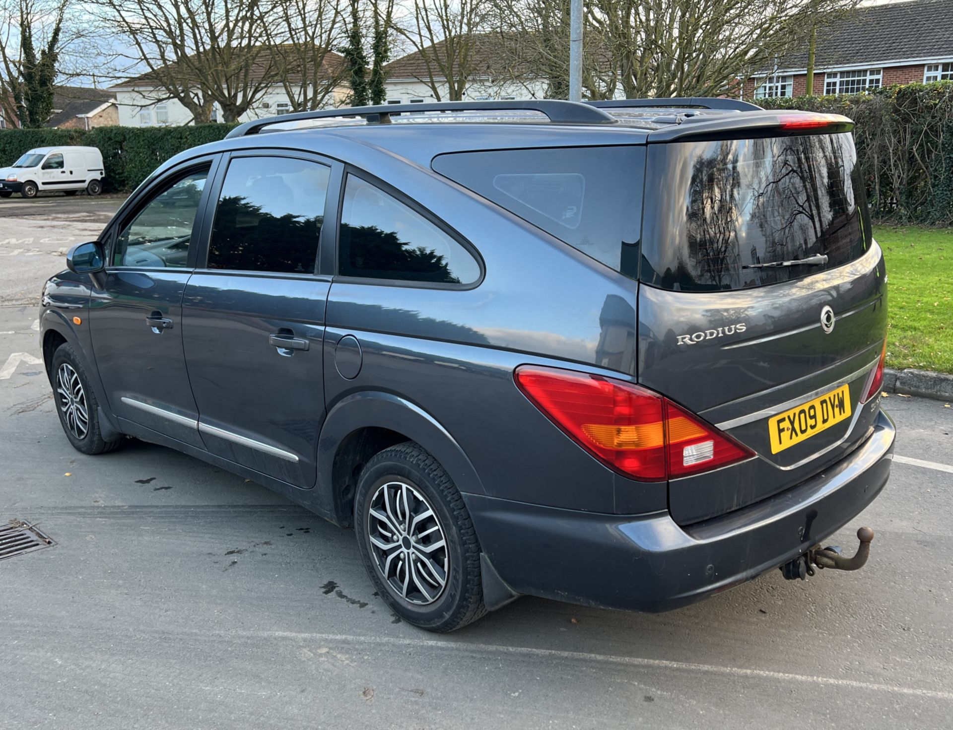 Ssangyong Rodius 7 seater - 2x key fobs - 2.7l Mercedes engine - see description - Image 7 of 30