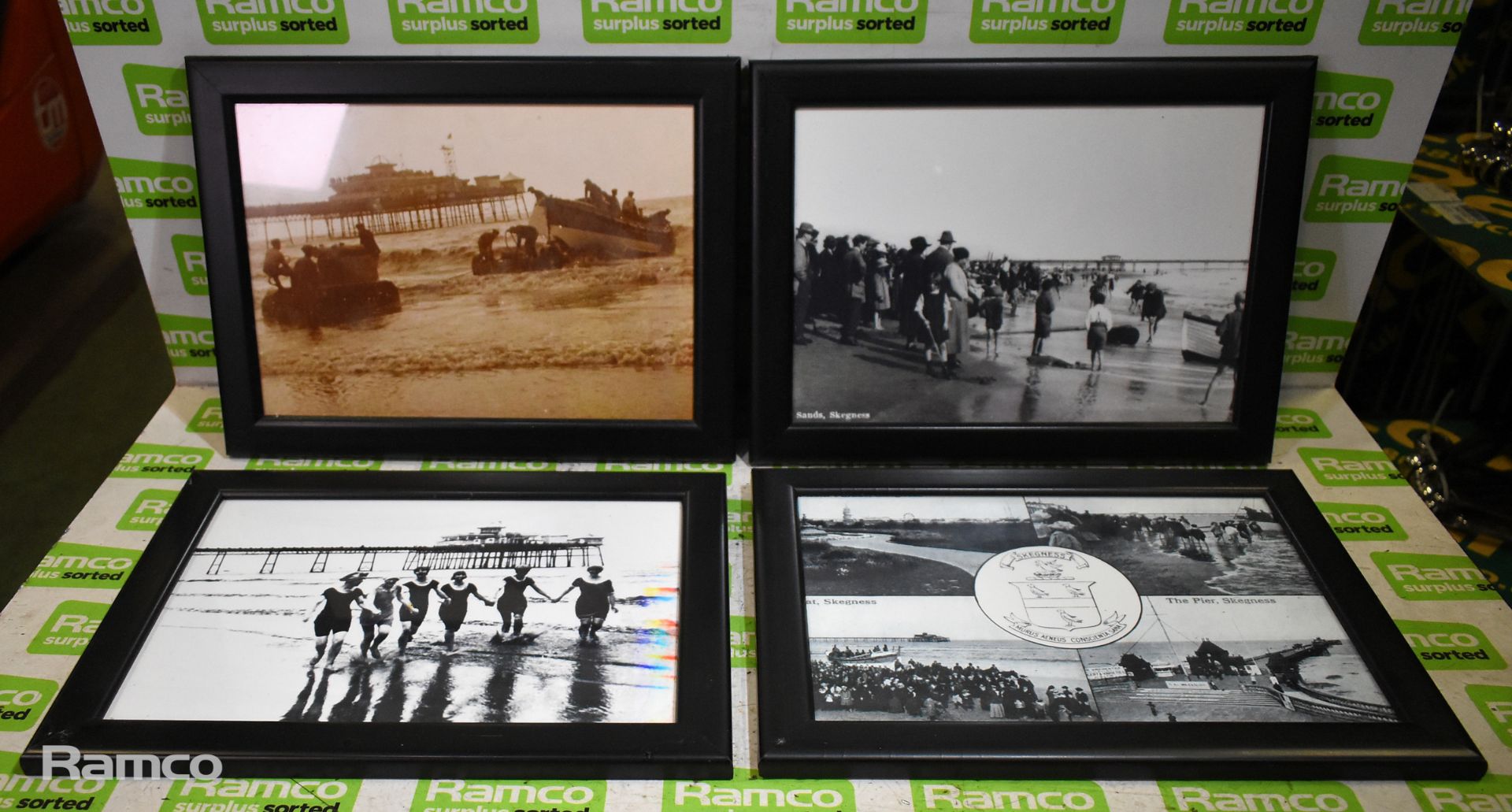 4x Skegness memorabilia photos - Skegness Pier - frame size: 13.5 x 10 inches