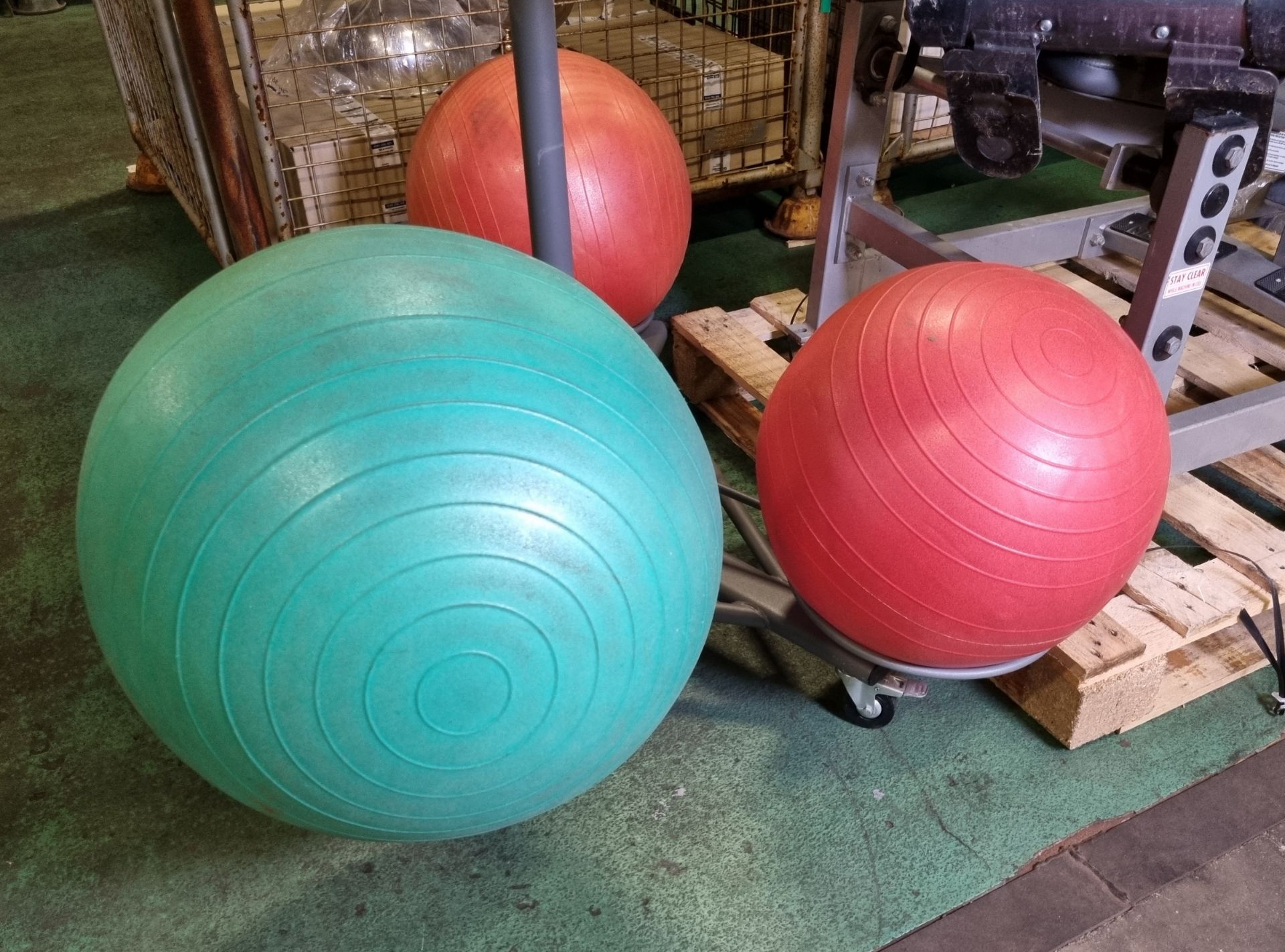 Jordan 6 piece gym ball rack - 8x gym balls - 4 deflated - Image 3 of 7