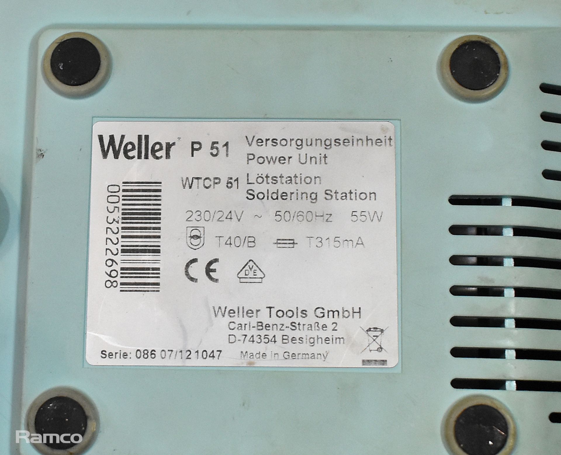 Burgess 460 electrical hand engraver - 240V, Weller WTCP 51 electric solder station - Image 3 of 8