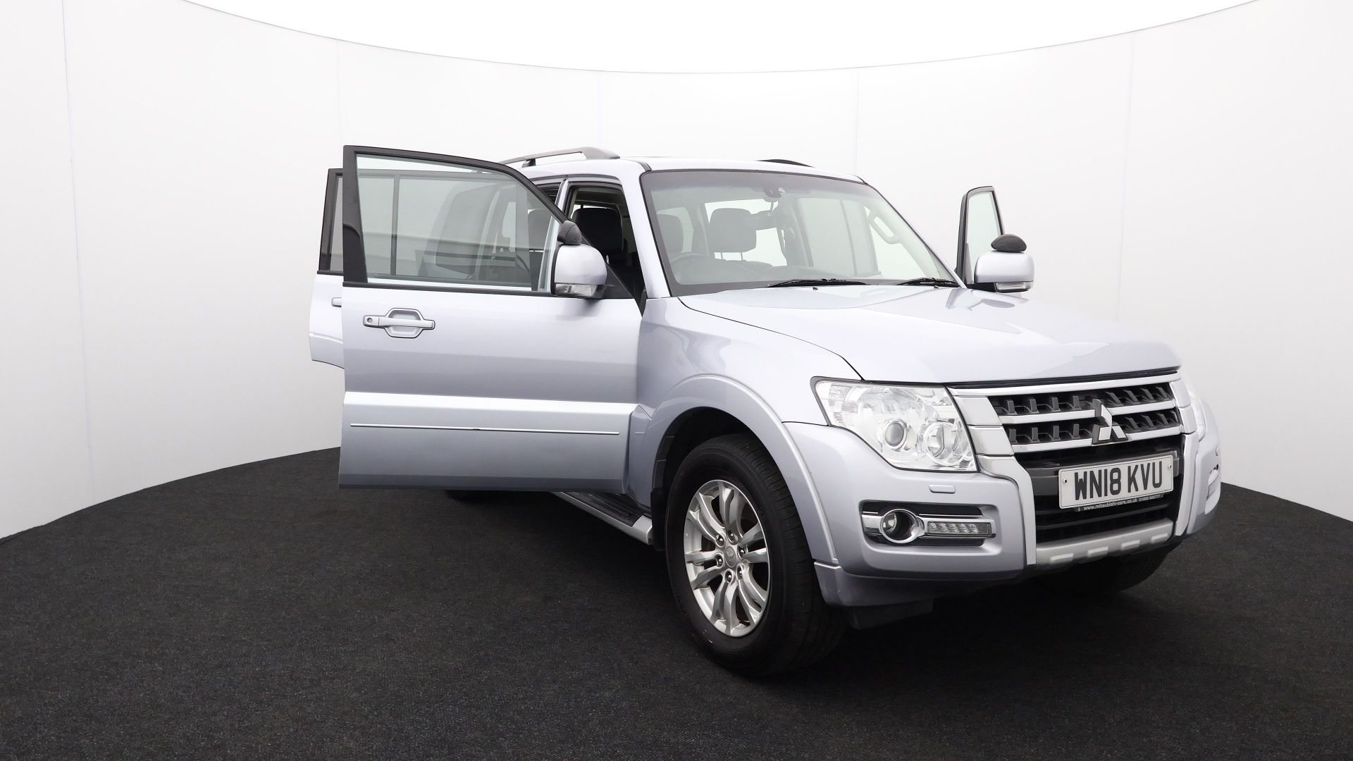 Mitsubishi Shogun WN18 KVU 3.2 DI-DC SG3 Auto 4WD LWB Euro 6 5dr LWB - Image 52 of 61