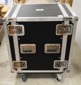 Amptown 19 inch 14 U rack flight case with front and rear lids