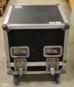 Amptown 19 inch 9 U rack flight case with lift off lid - case dimensions: L 620 x W 600 x H 700mm