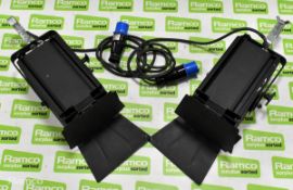 2x Spotlight Combi PC 500W/650W with barn doors, filter frame and 16A plug
