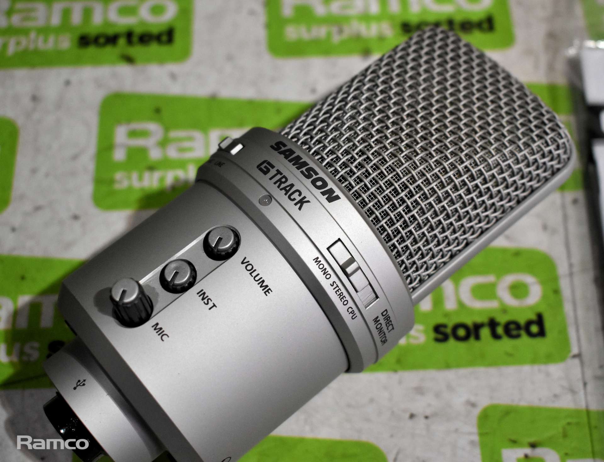 Samson G-track USB studio condenser microphone with audio interface