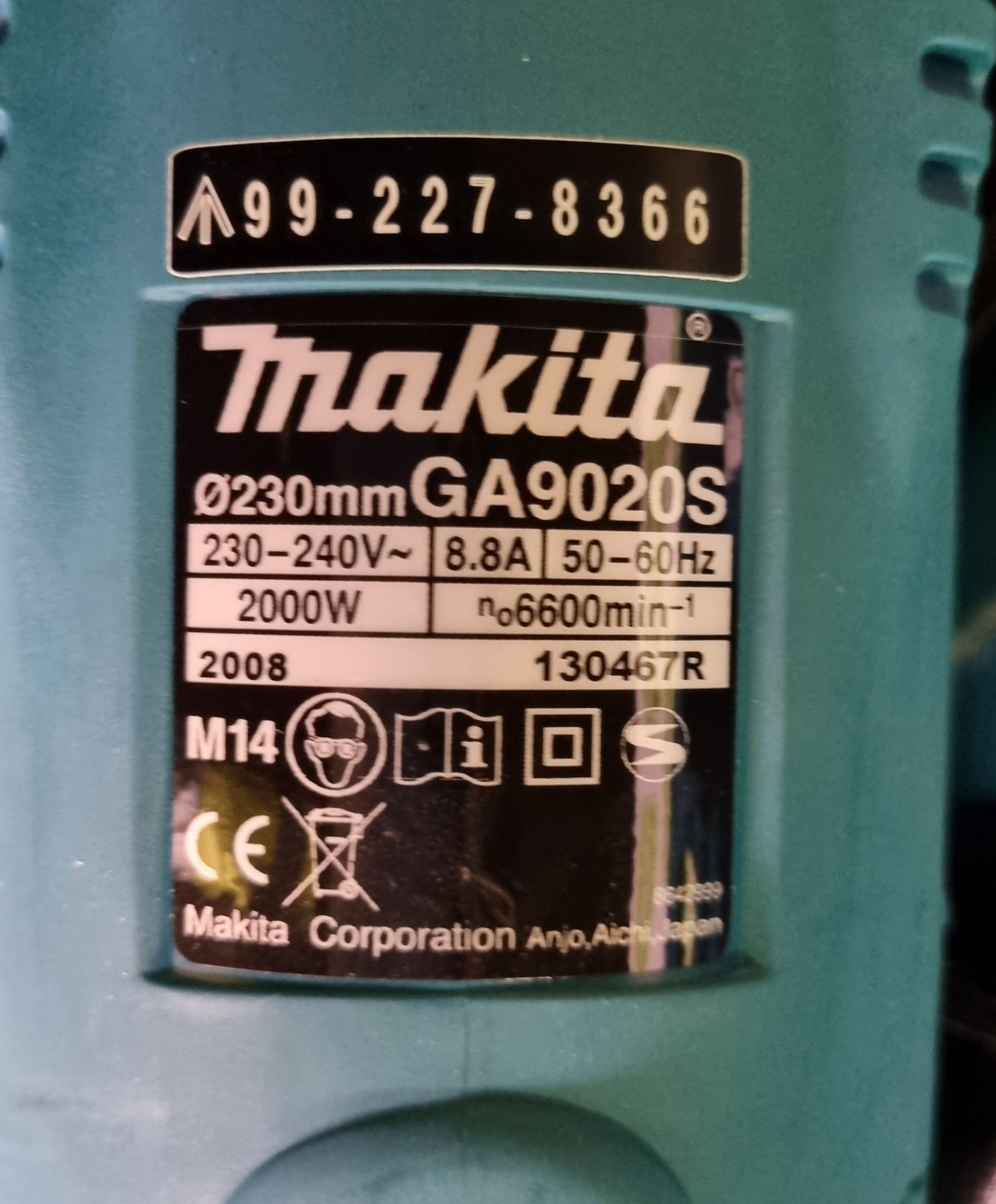 Makita GA9020S 9 inch electric angle grinder with case - 2000W - no discs - Image 5 of 8