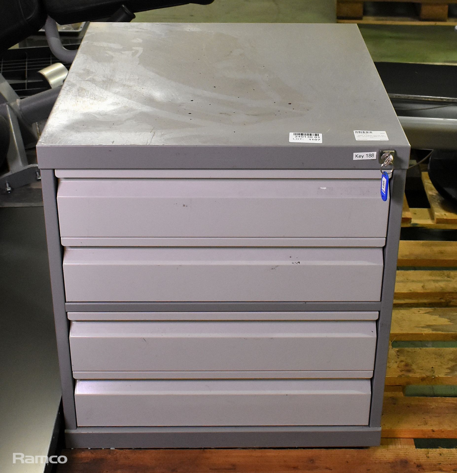 Metal 4-drawer cabinet with key - W 570 x D 640 x H 610 mm