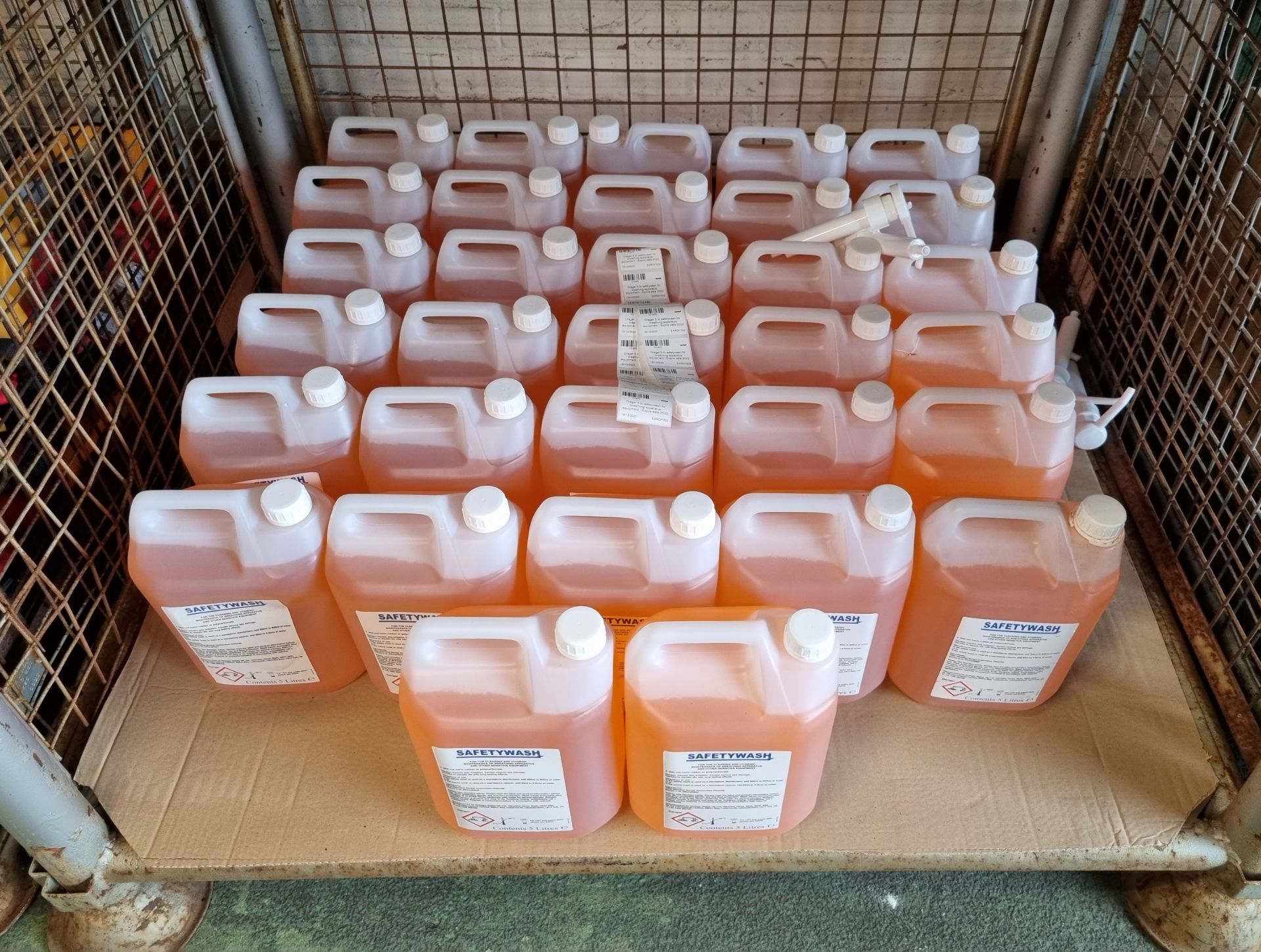 32x Drager 5 ltr bottles of safety wash for breathing apparatus equipment - Expire date 2022 - Image 2 of 3