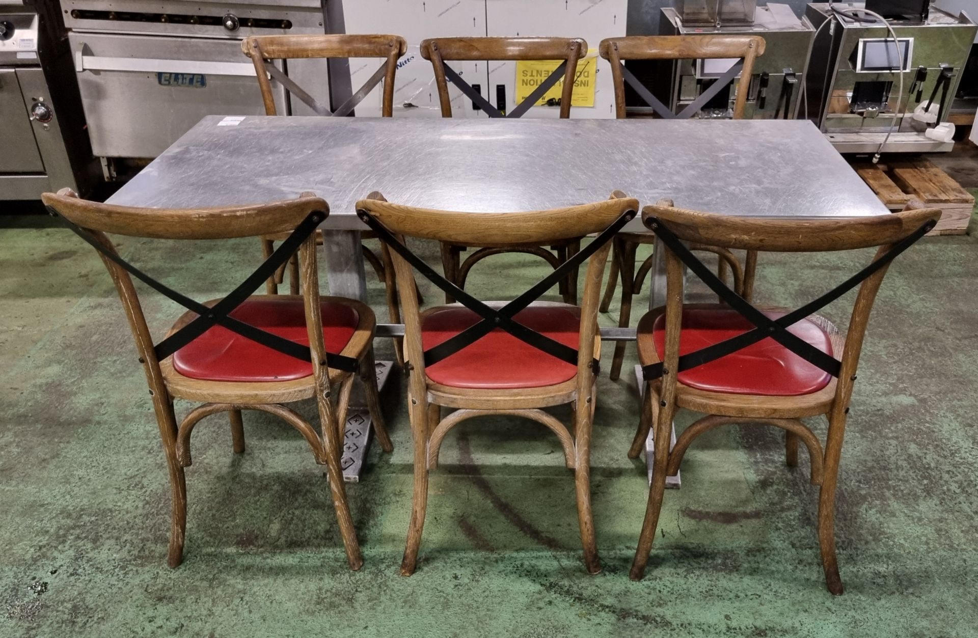 6x Wooden restaurant chairs, Metal table - W 1610 x D 690 x H 760 mm - Image 2 of 5