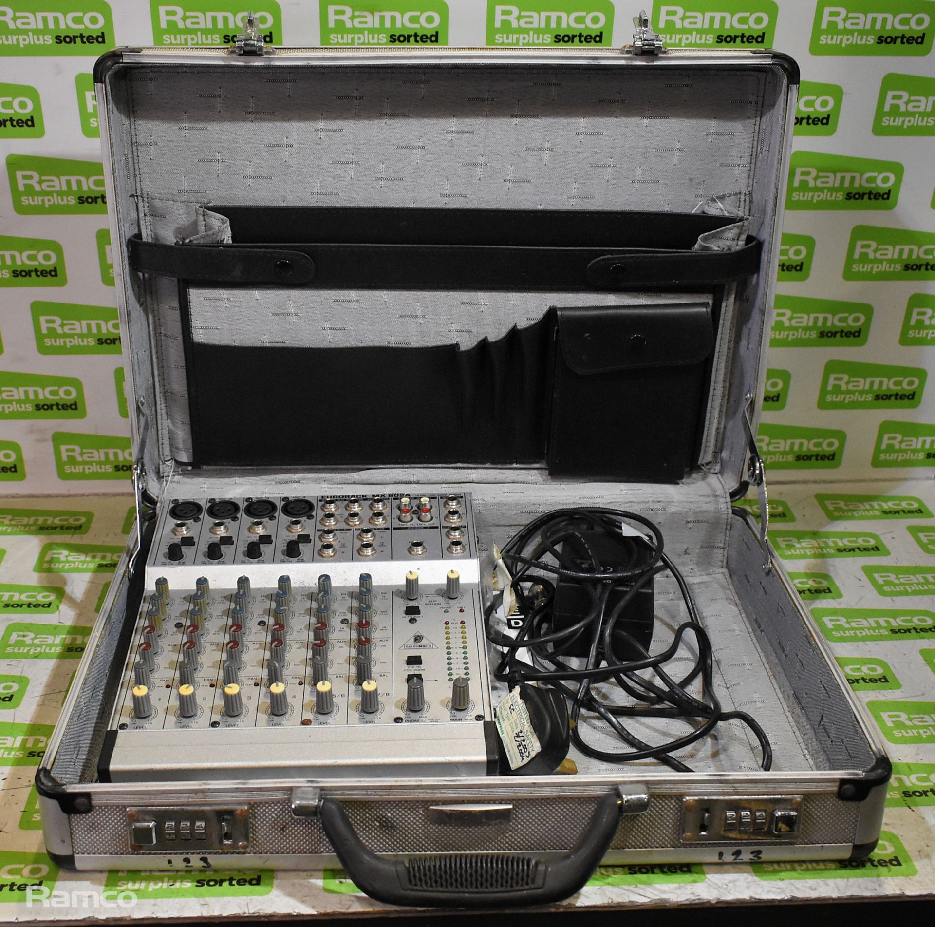 Behringer 8 channel mixer