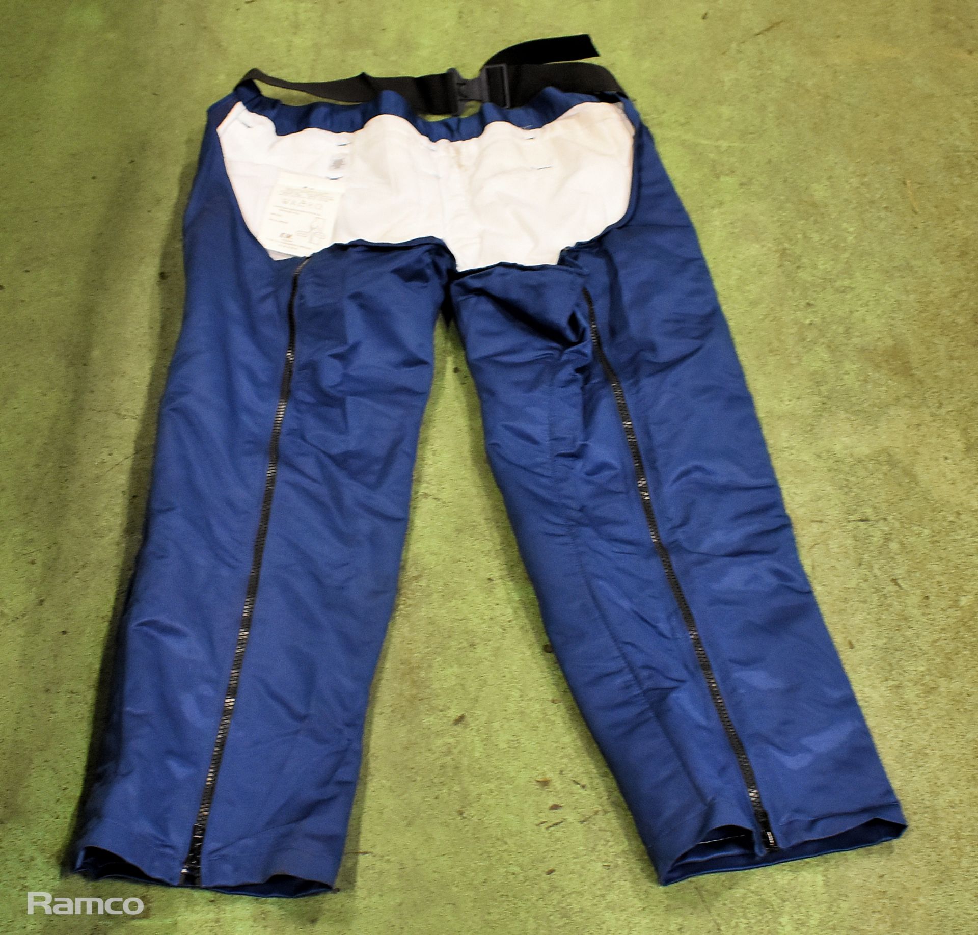 2x Husqvarna chainsaw safety leggings, 2x Oregon operators safety spats - see description - Image 5 of 8