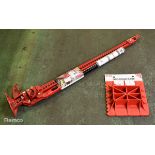Hi-Lift HL-485 4 ft red lift jack with plastic base plate - max load 2113 kg