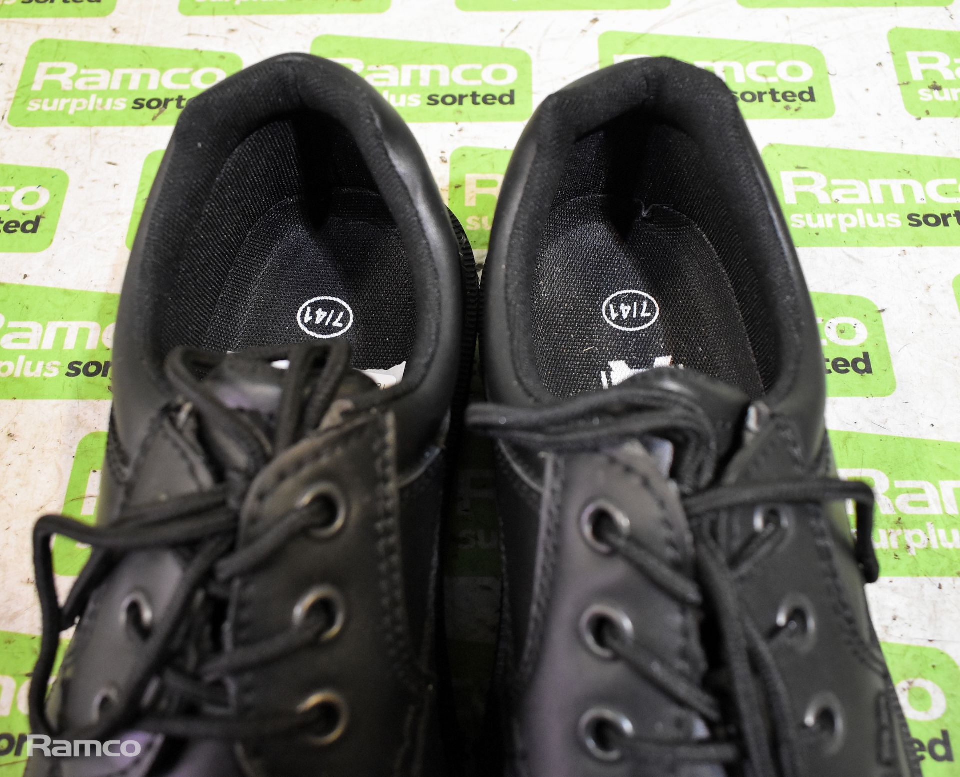 Amblers black safety shoes - size 4, Amblers black safety shoes - size 6, 2x pairs of Amblers black - Image 12 of 13