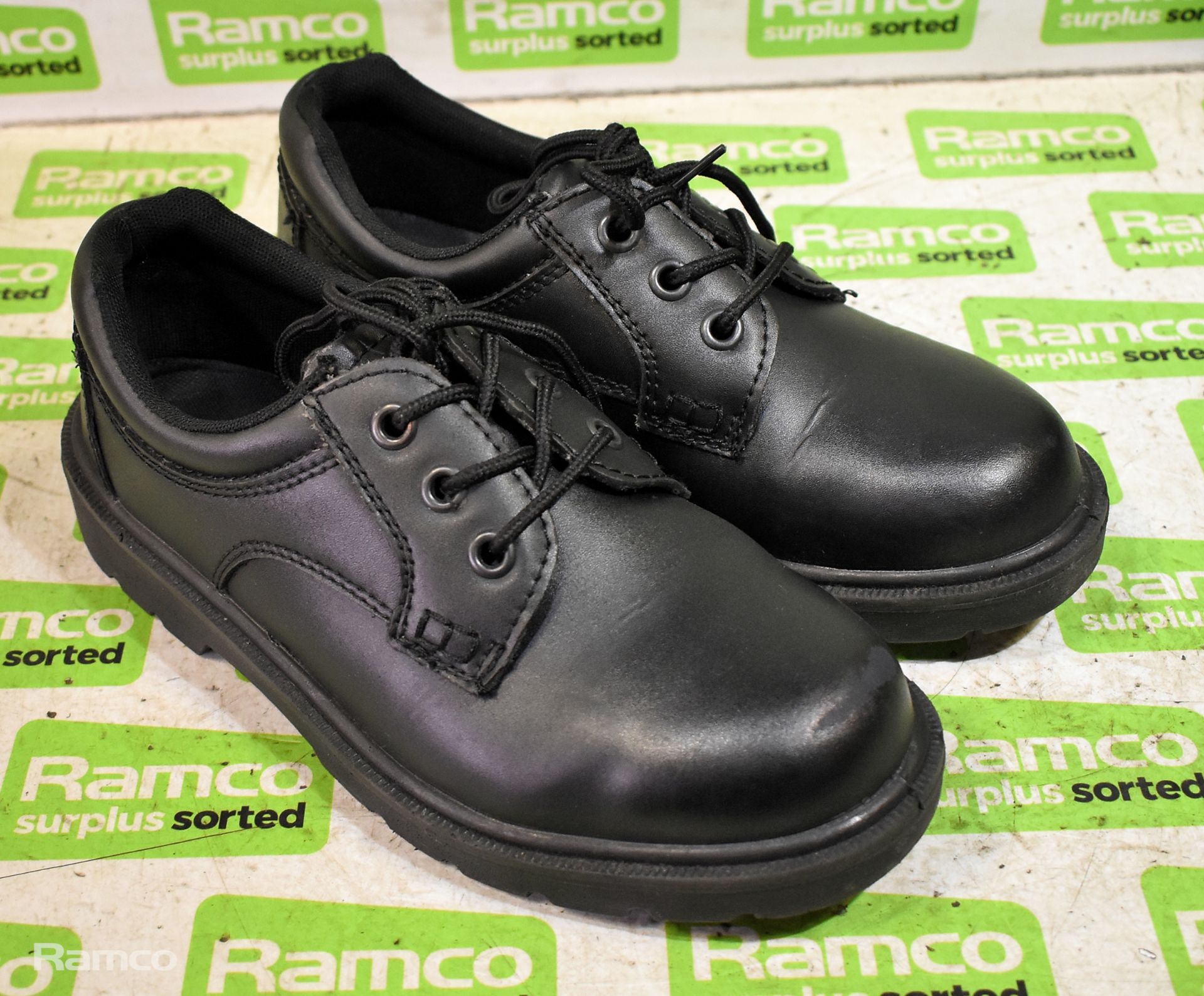 Amblers black safety shoes - size 4, Amblers black safety shoes - size 6, 2x pairs of Amblers black - Image 8 of 13