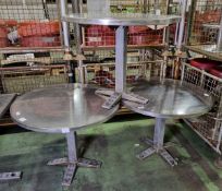 3x Round metal tables - W 930 x D 930 x H 740 mm