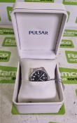 Pulsar PXD 433 PO analogue wrist watch with case