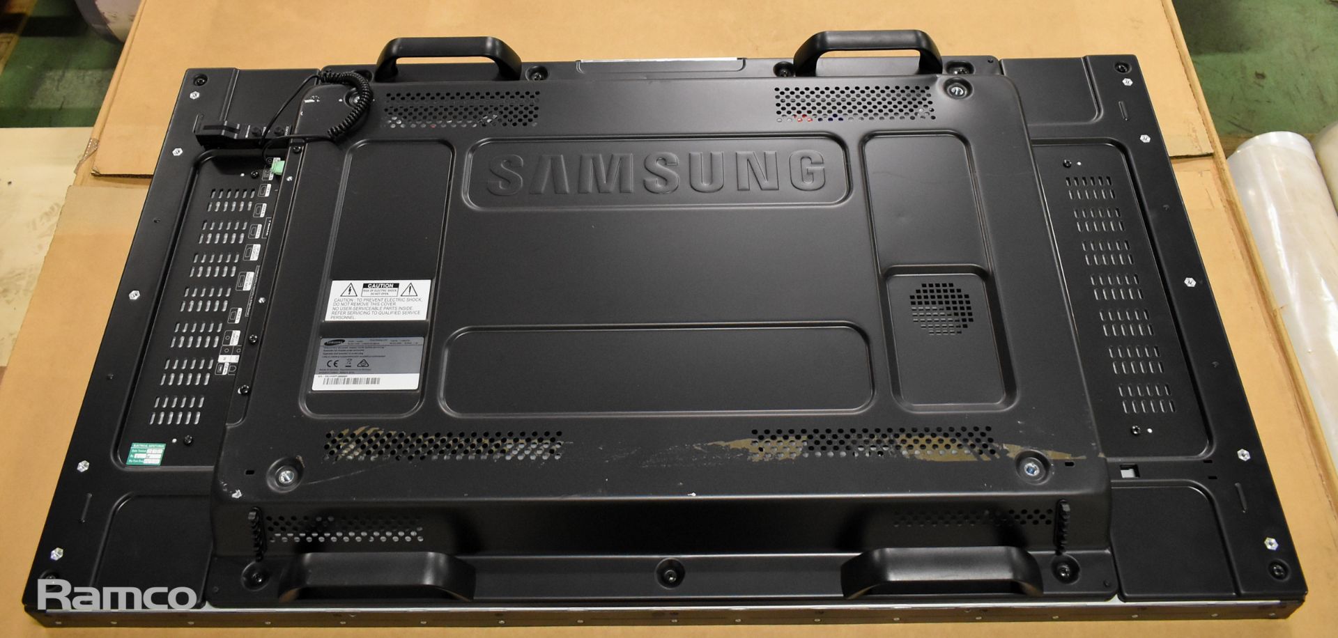Samsung UD46C 46 inch LED backlit LCD display, Samsung UD46C 46 inch LED backlit LCD display - Image 2 of 8