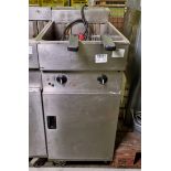 Valentine V400 stainless steel 400V electric single tank twin basket fryer - W 400 x D 590 x H 930