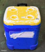 Igloo Ice Cube roller cool box - W 500 x D 480 x H 530 mm