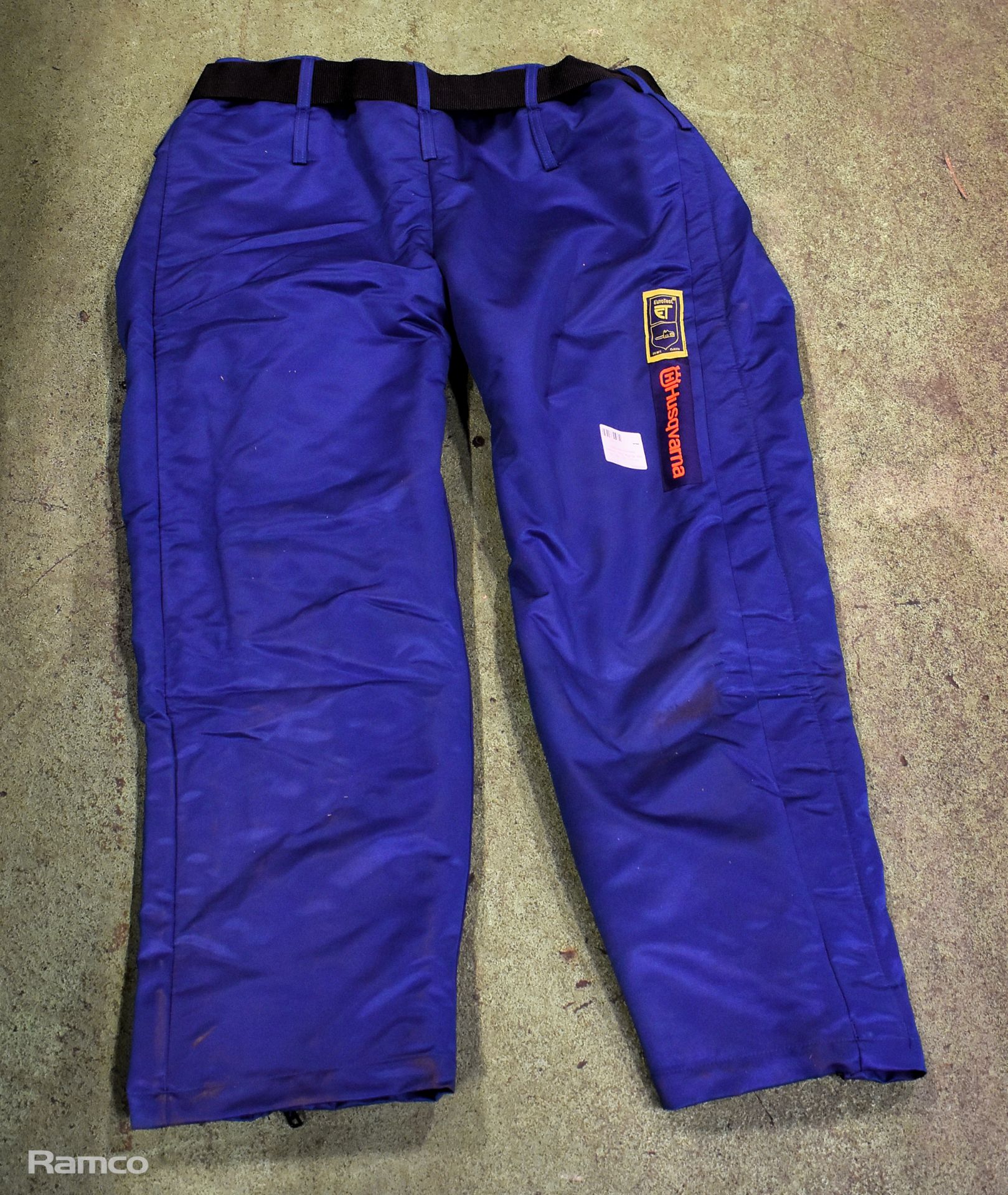 2x Husqvarna chainsaw safety leggings, 2x Oregon operators safety spats - see description - Image 8 of 8