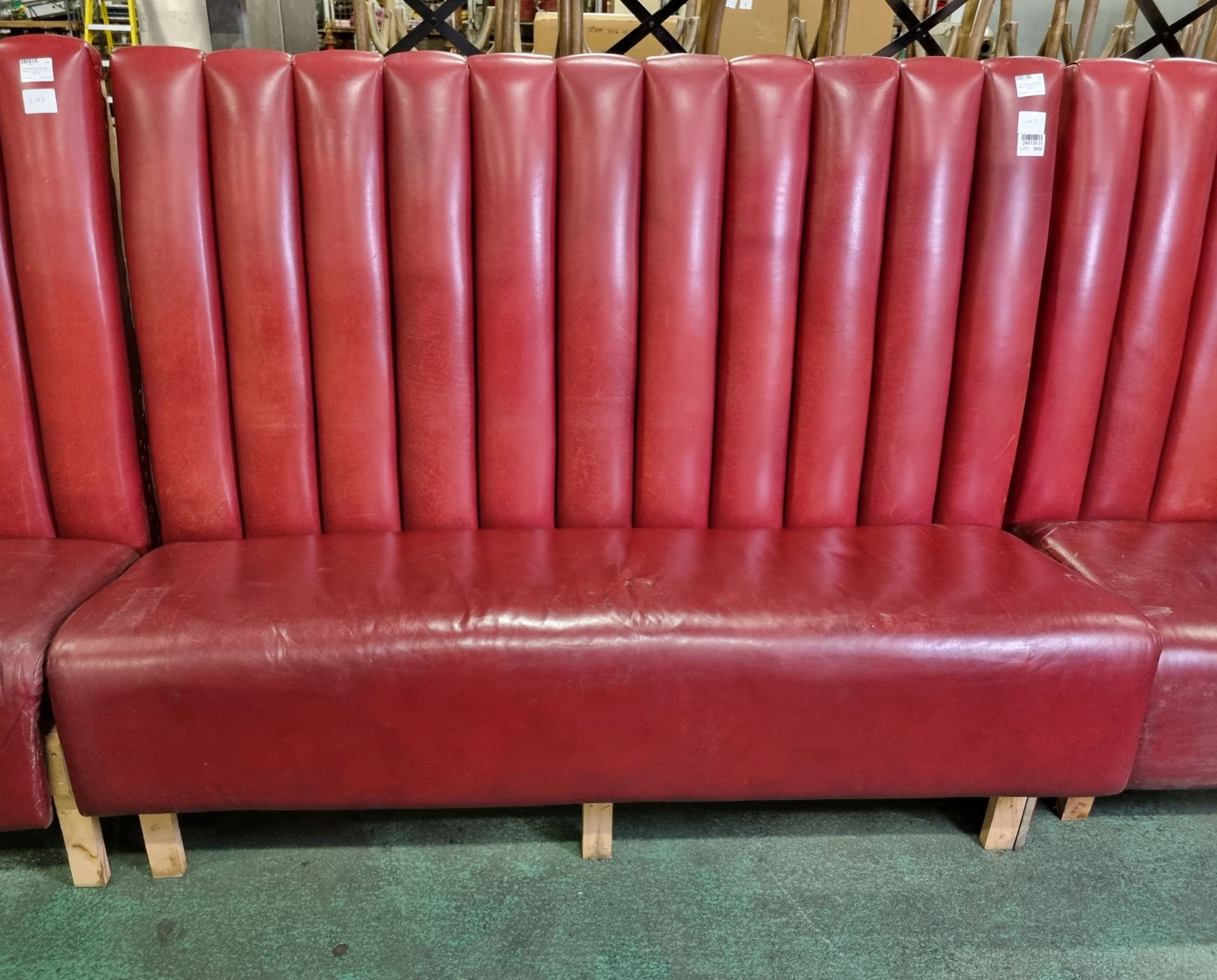 Red leather padded bench seating - Image 4 of 4