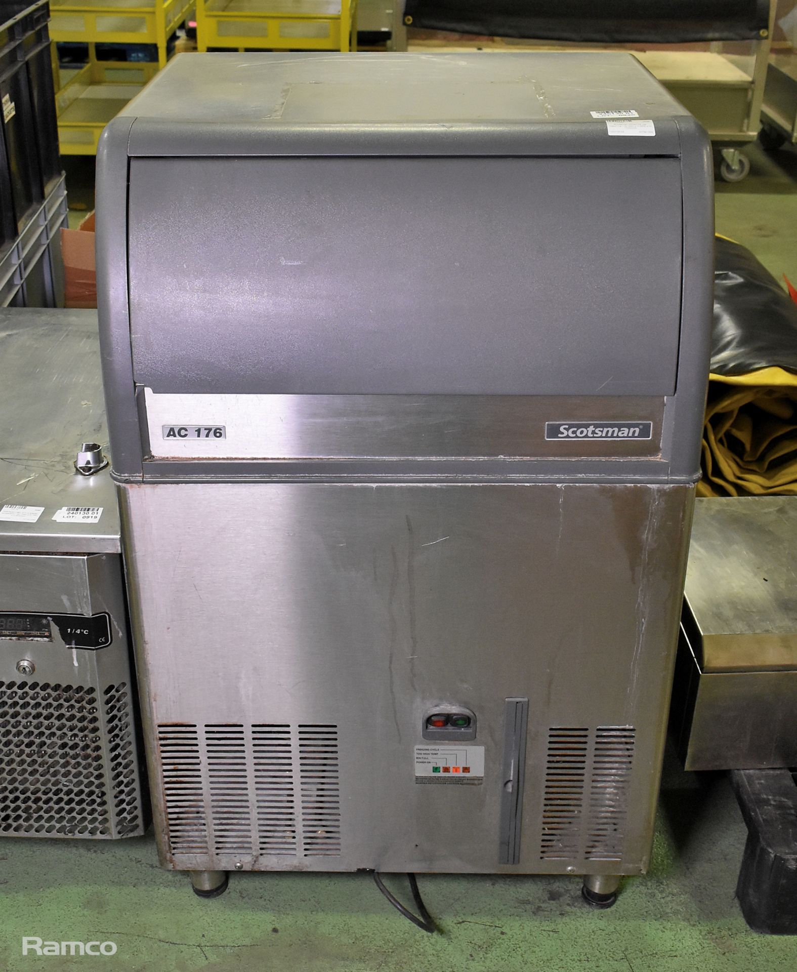 Scotsman AC 176 ice machine - W 660 x D 600 x H 1100mm