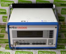 PTW Freiburg Unidos electrometer with case