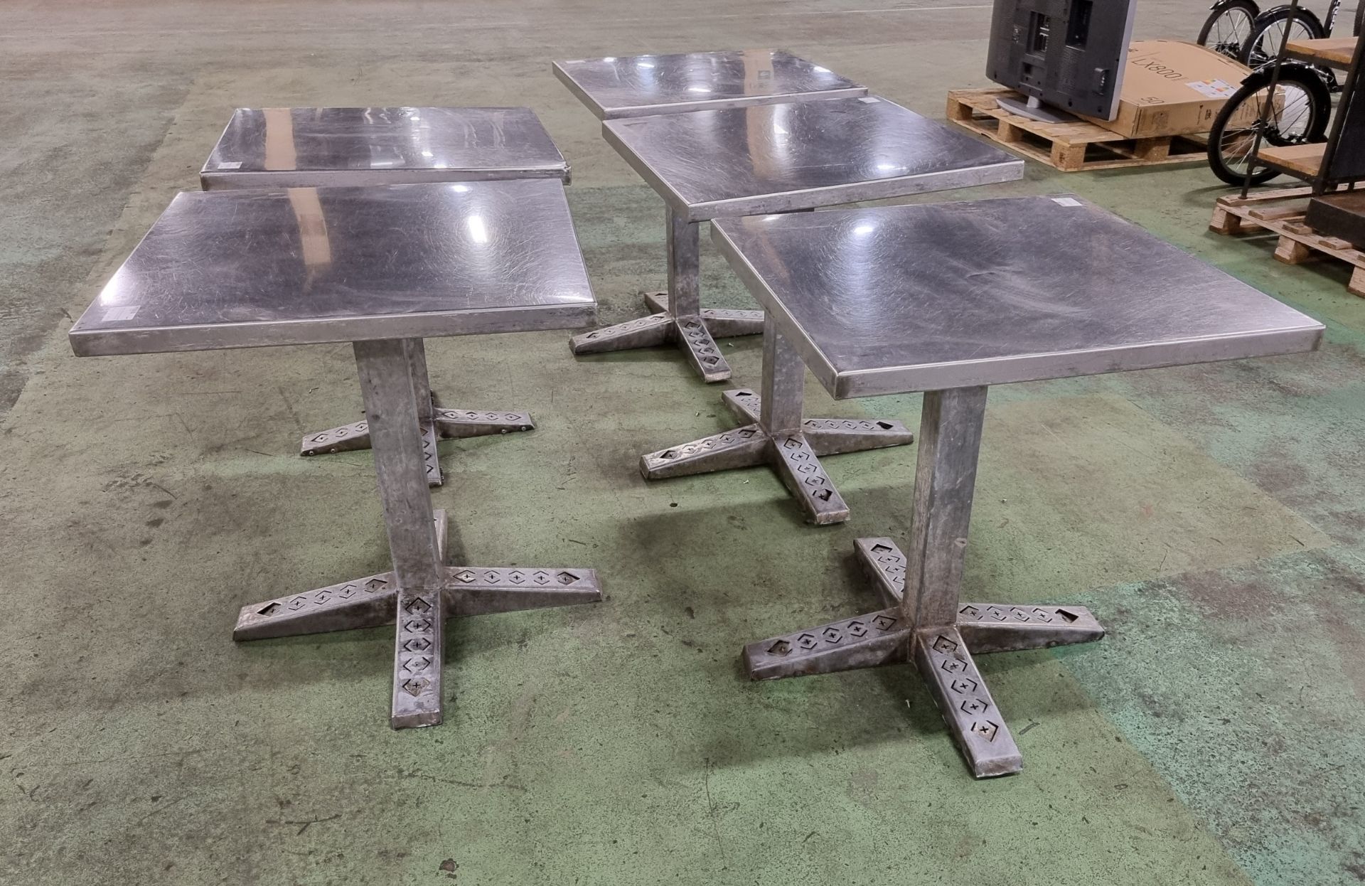 5x Square metal tables - tops are loose - W 700 x D 700 x H 750 mm - Image 3 of 7