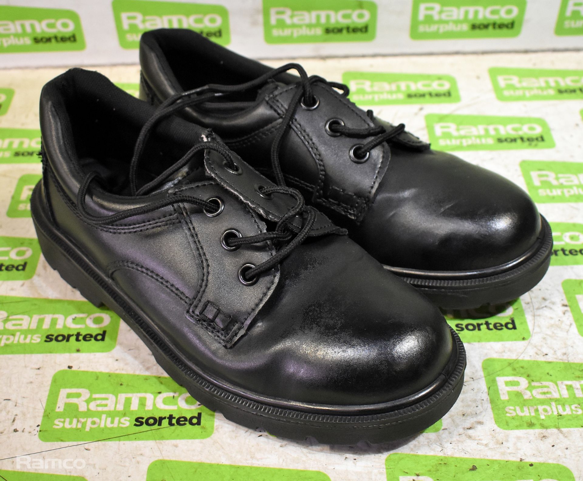 Amblers black safety shoes - size 4, Amblers black safety shoes - size 6, 2x pairs of Amblers black - Image 5 of 13