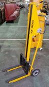 PM120 hand operated lift trolley 120 kg capacity - lift height 1050 mm