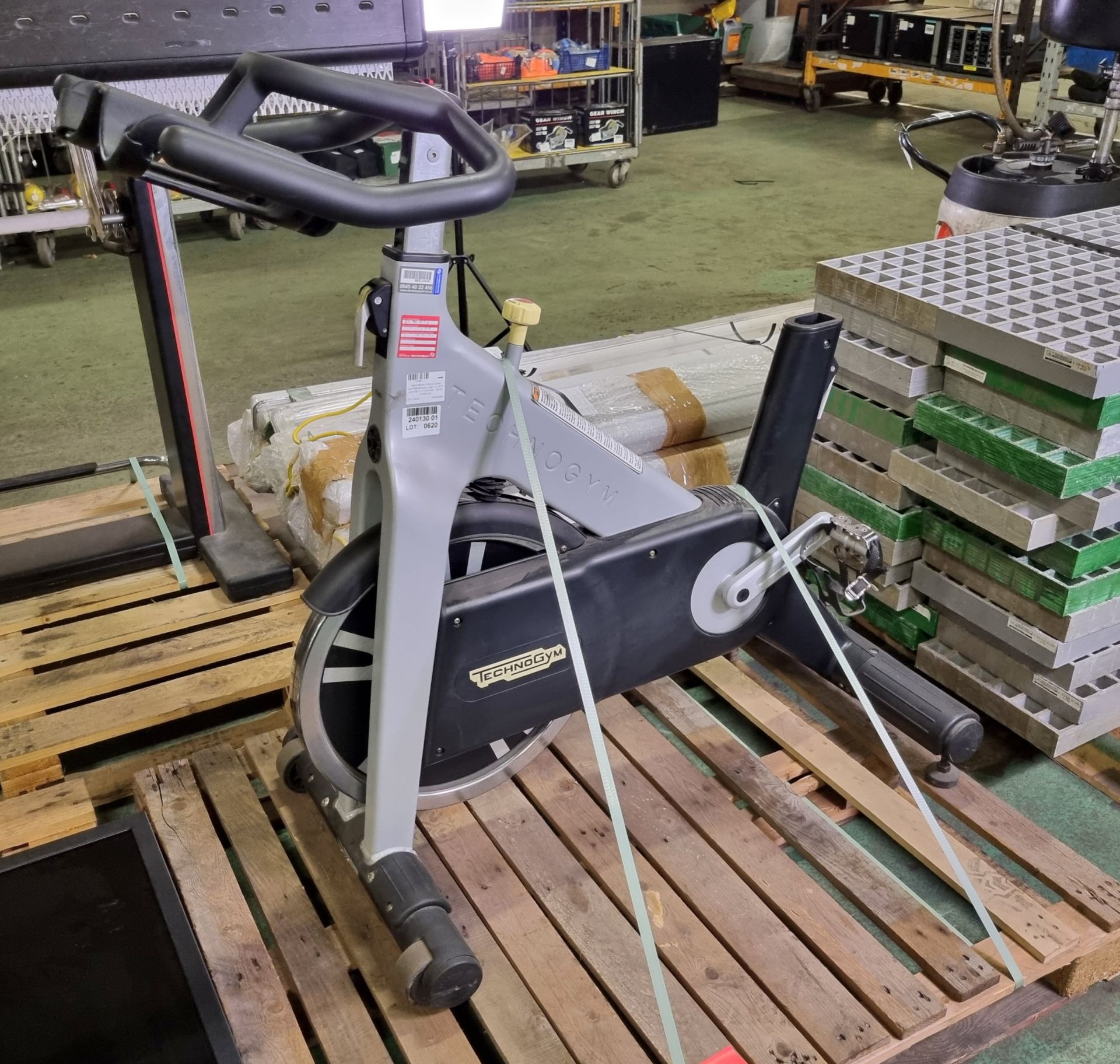 Cinghia di trasmissione RS PRO, sezione SPZ, 1120mm x 9.7mm x 8mm