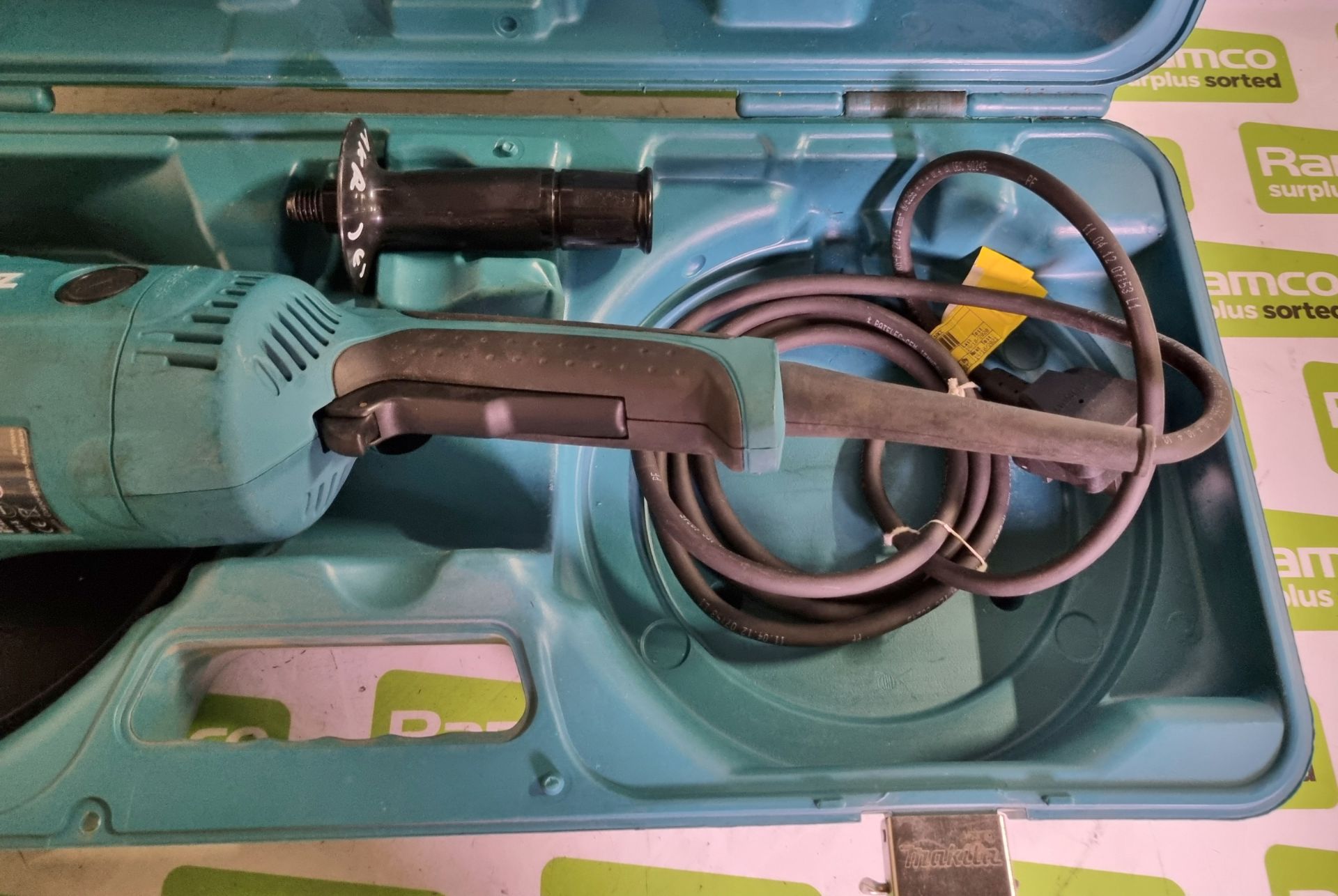 Makita GA9020S 9 inch electric angle grinder with case - 2000W - no discs - missing key - Image 3 of 7