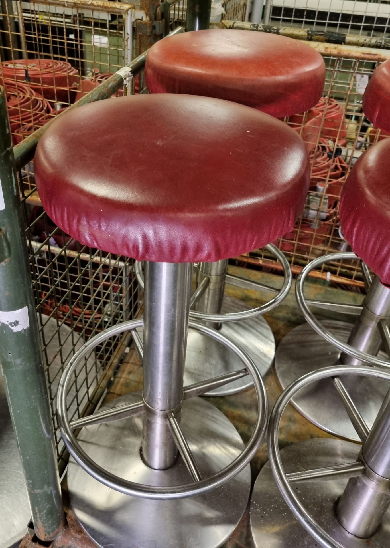 6x Metal padded stools - H 800 mm - Image 5 of 6