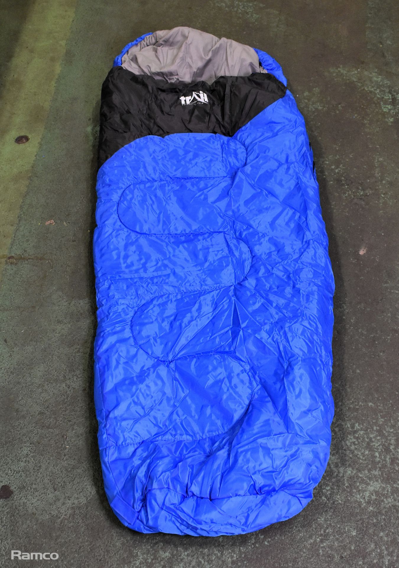 Overnight adventure outdoor sleeping bag in a rucksack - Image 3 of 6