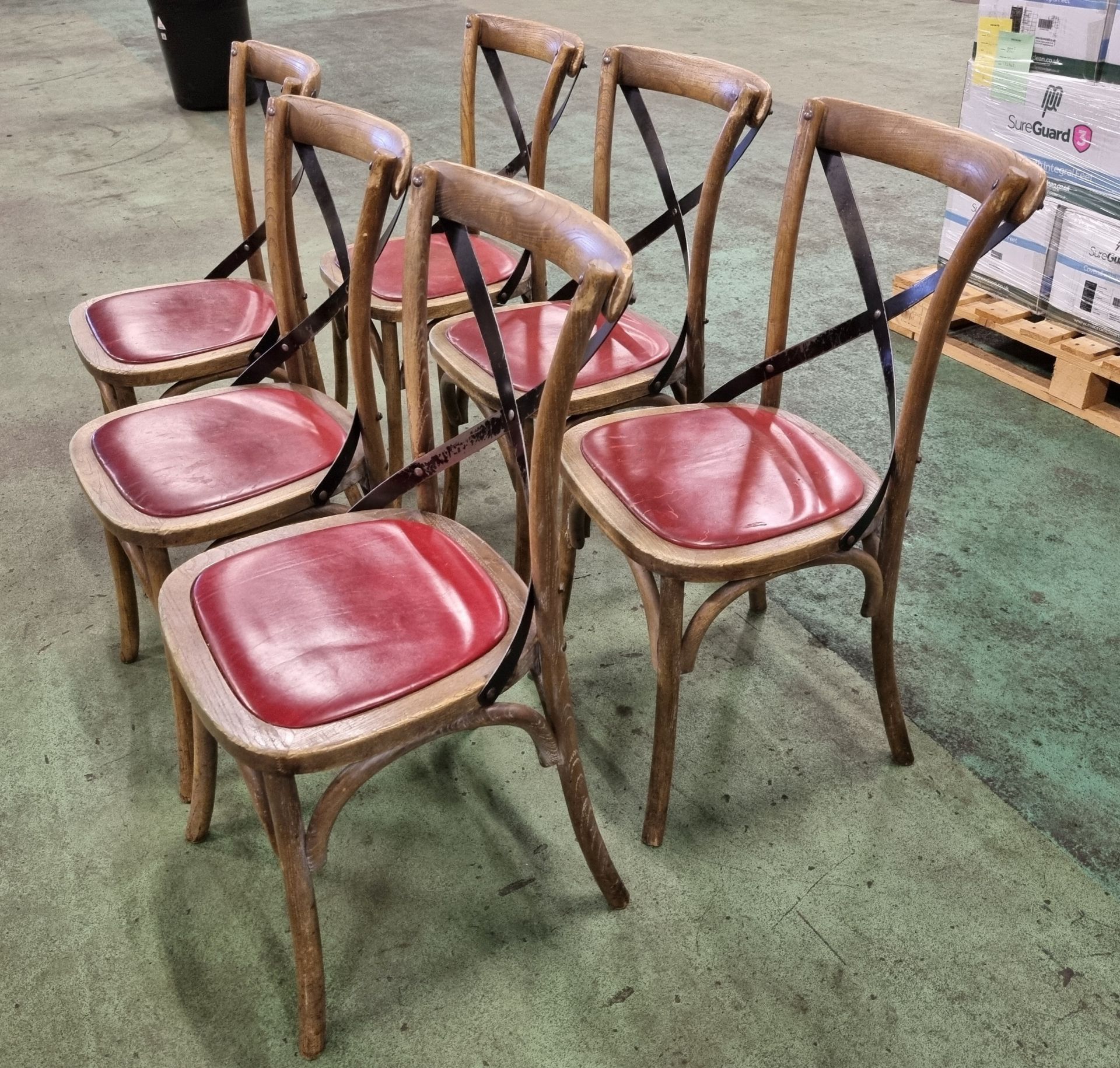 6x Wooden restaurant chairs - Image 2 of 4