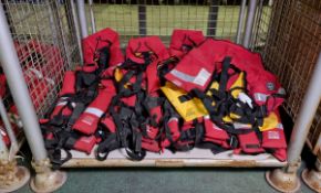 22x Crewfit 275N Crewsaver air-only lifejackets - CO2 CARTRIDGES OUT OF DATE - UNCERTIFIED