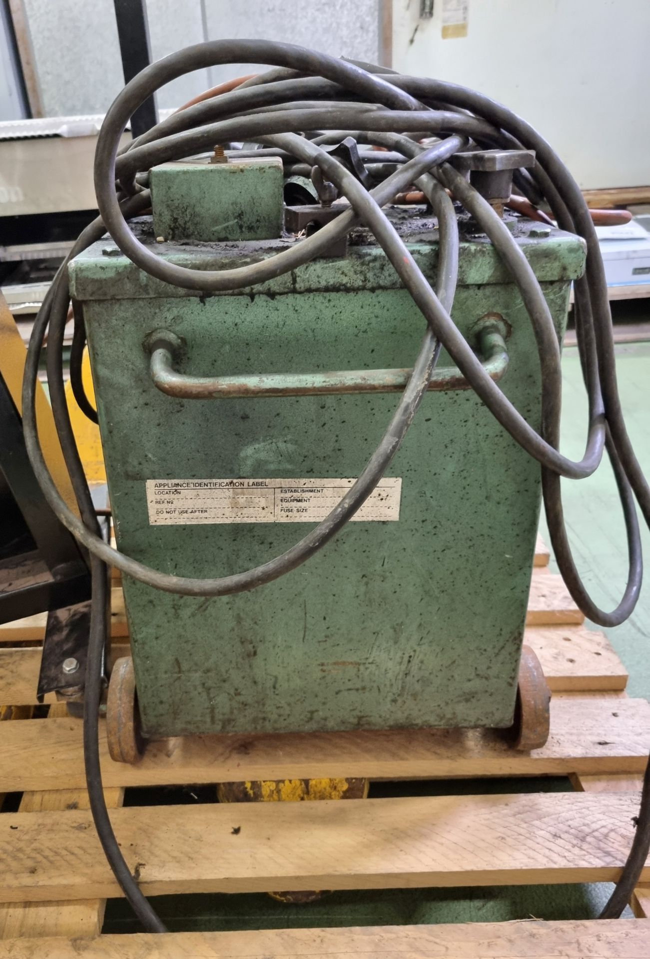 Oxford RT 180W oil immersed arc welder - Image 3 of 4